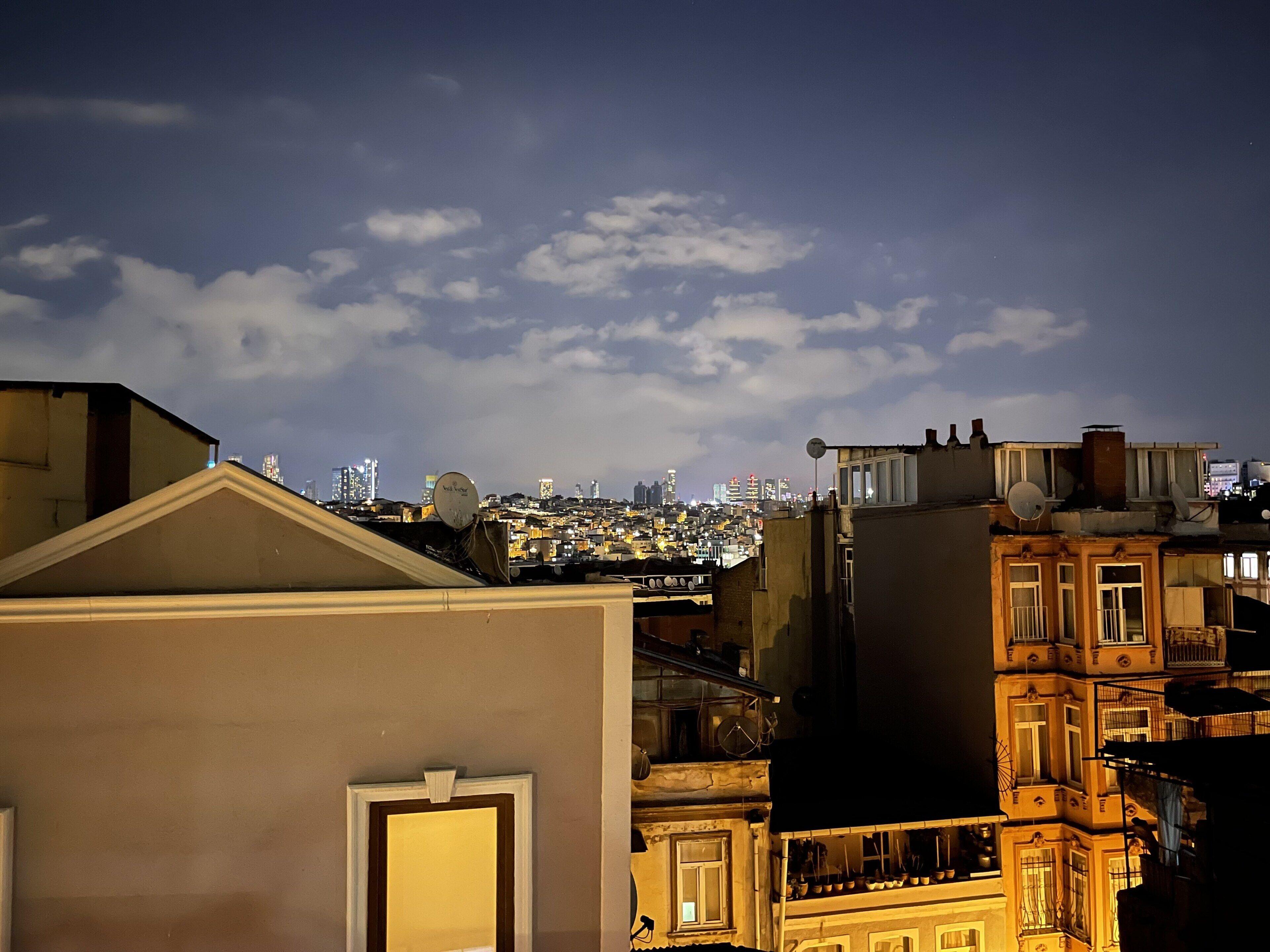 Taxim Starlight Hotel - Istanbul — Photos 2